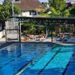 Die besten Schwimmbäder für Erwachsene und Kinder in Chiang Mai – Leitfaden für 2024