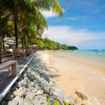 Entdecken Sie die Sch&ouml;nheit von Bang Tao Beach: Eine umfassende Reisef&uuml;hrer f&uuml;r Neulinge im Jahr 2024